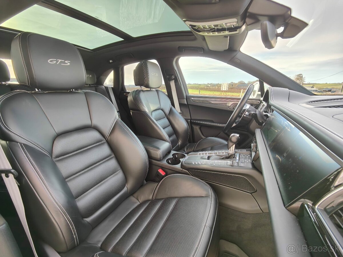 Porsche Macan 3.0 - 12