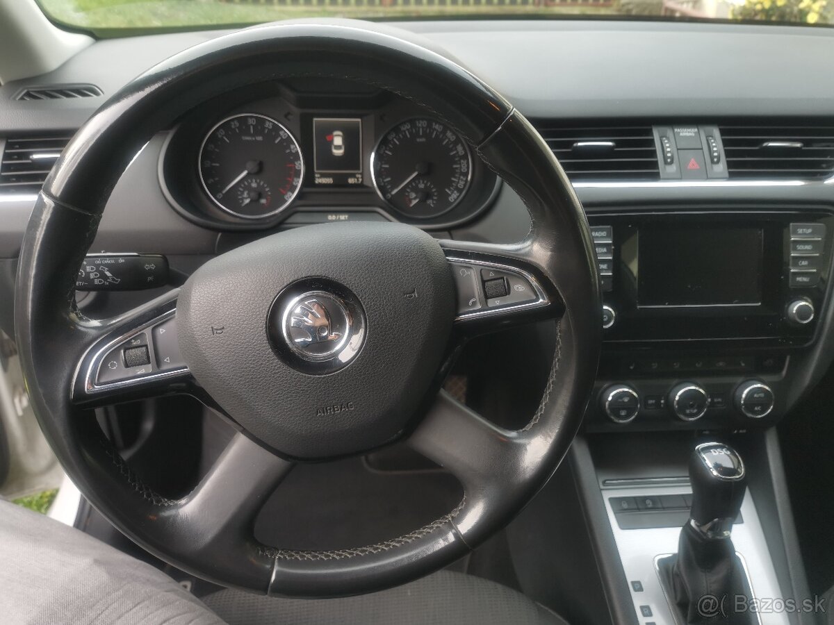Škoda Octavia 3 - 12