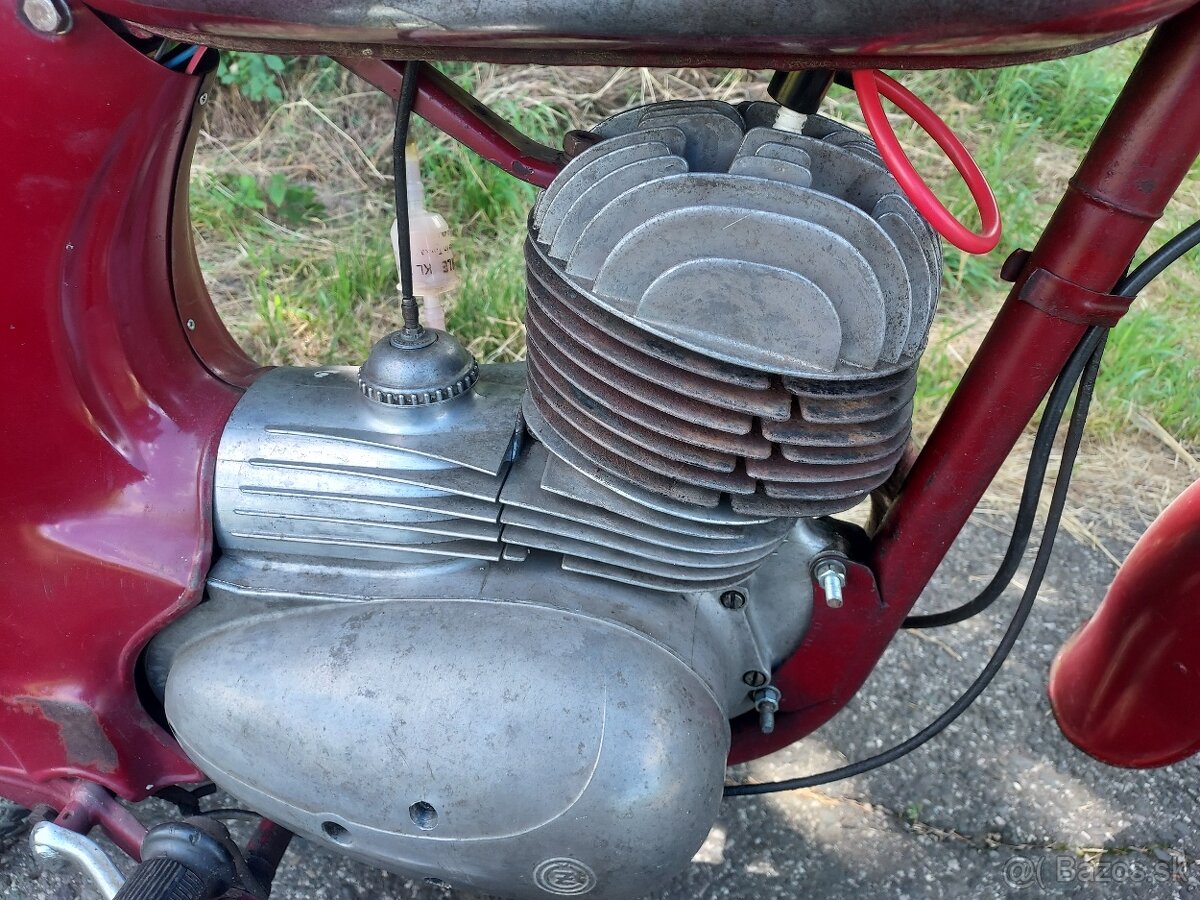 ČZ 175 typ 450.05 de luxe - 12