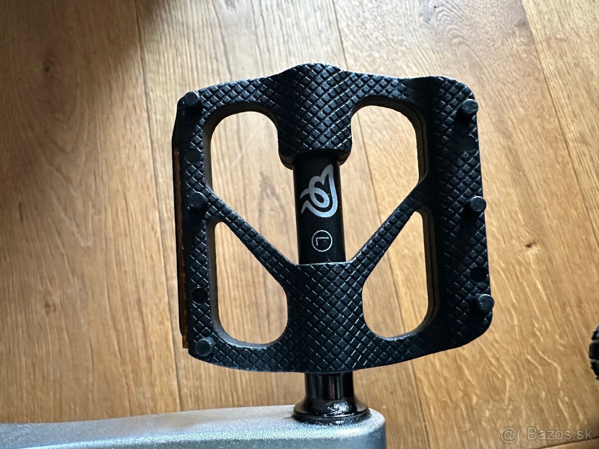 Early Rider Seeker X16 - 12