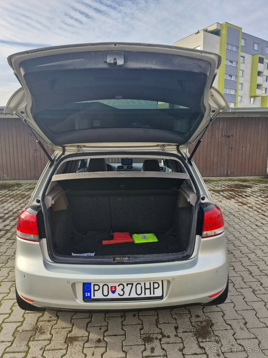 Volkswagen Golf 6 1.4 benzín - 12
