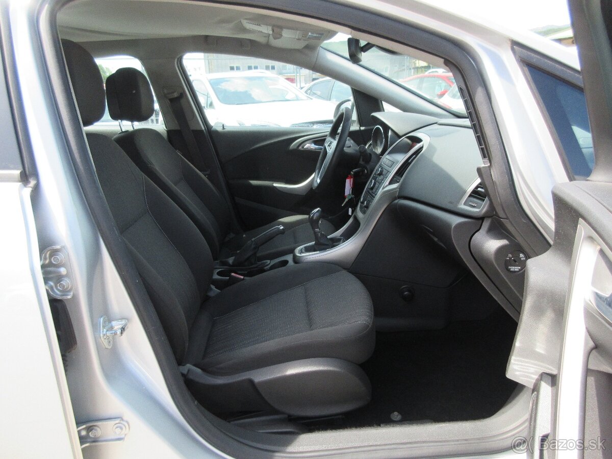 Opel Astra 1.7 CDTi 110k Enjoy - 12