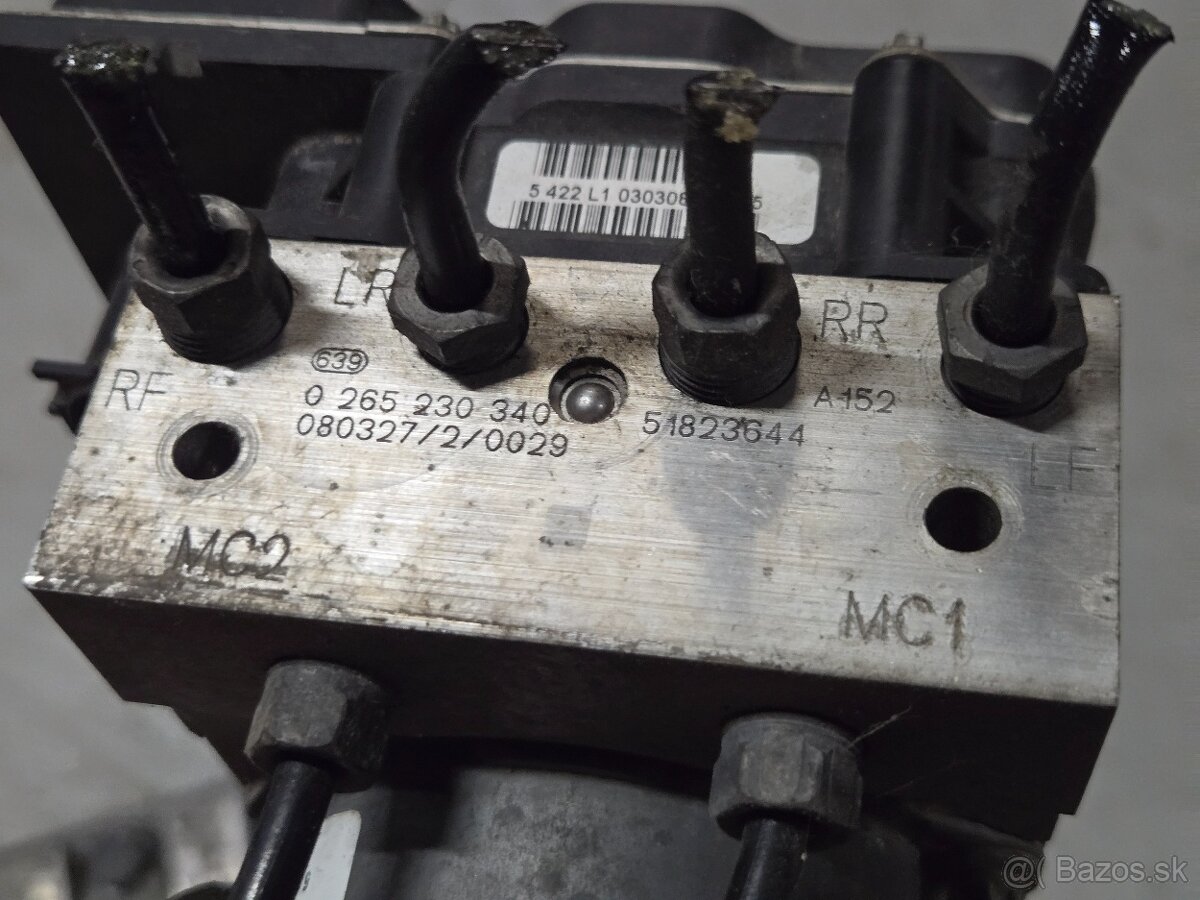 Rozpredam na diely... Fiat bravo 1.9 jtd - 12