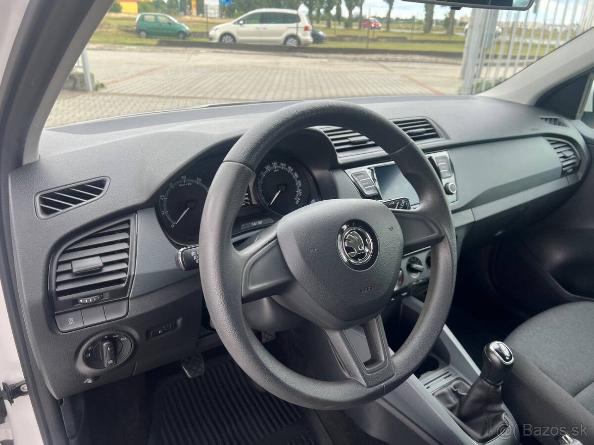 Škoda Fabia 1.0 TSI Active - 12