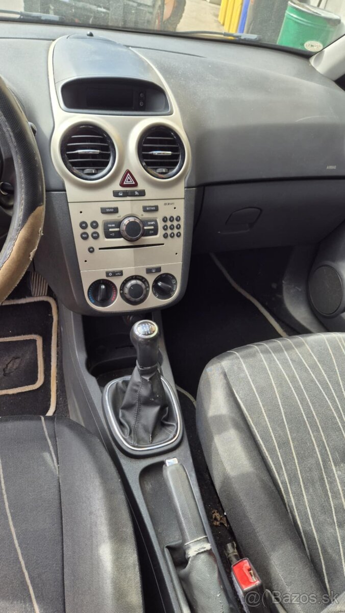 Opel Corsa D 1,2i 59kw kód motora: Z12XEP - 12