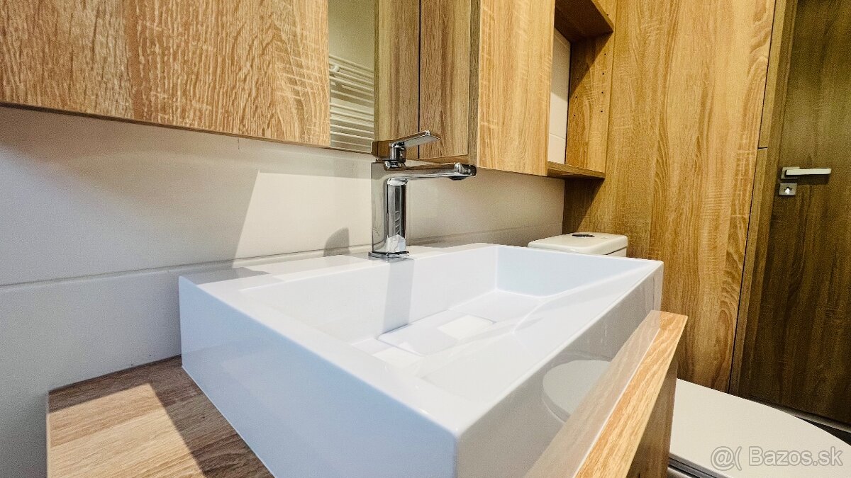 2 izbový novozrekonštruovaný byt s veľkou loggiou, Dlhé Hony - 12