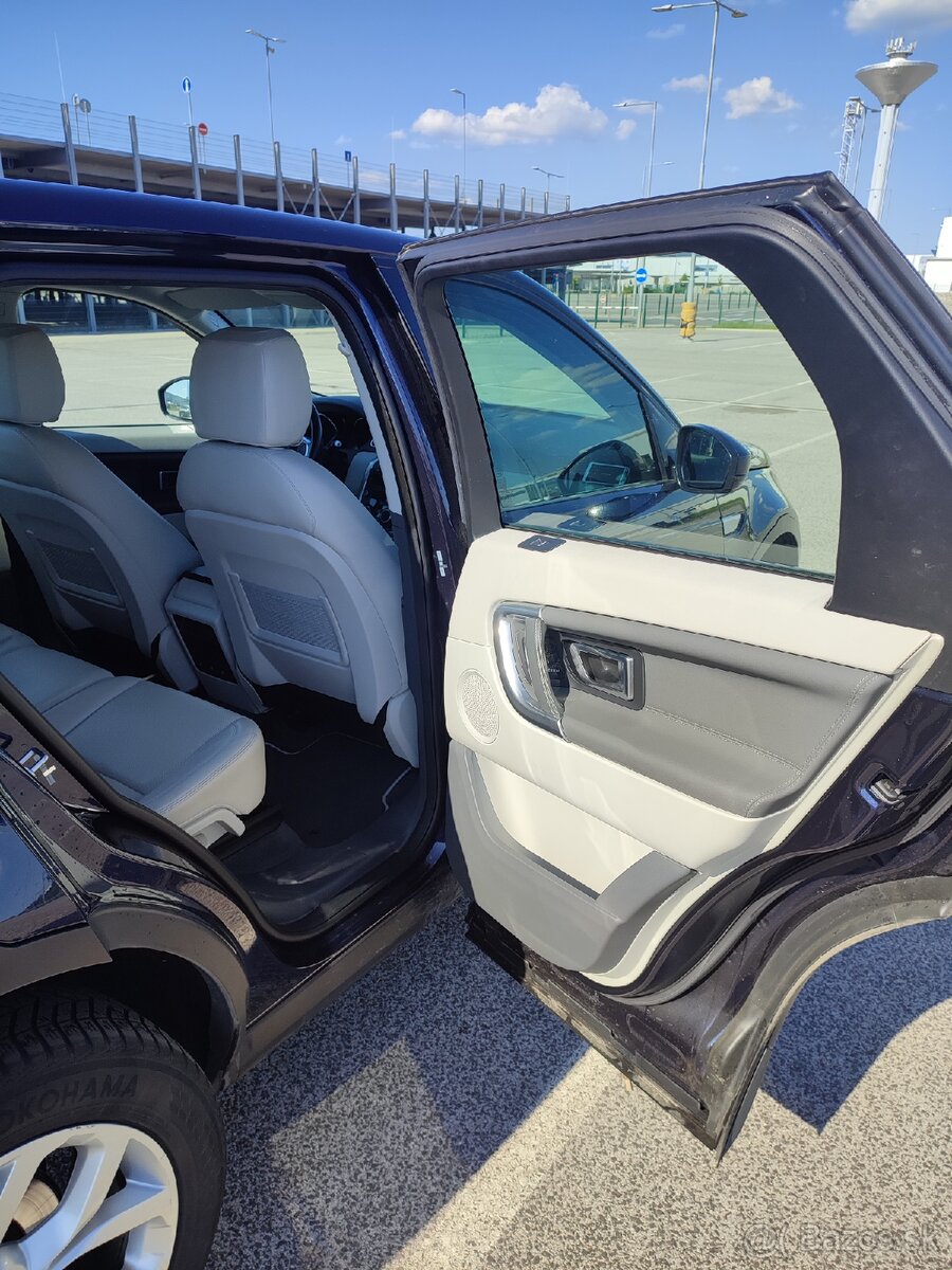 Land Rover Discovery sport - 12