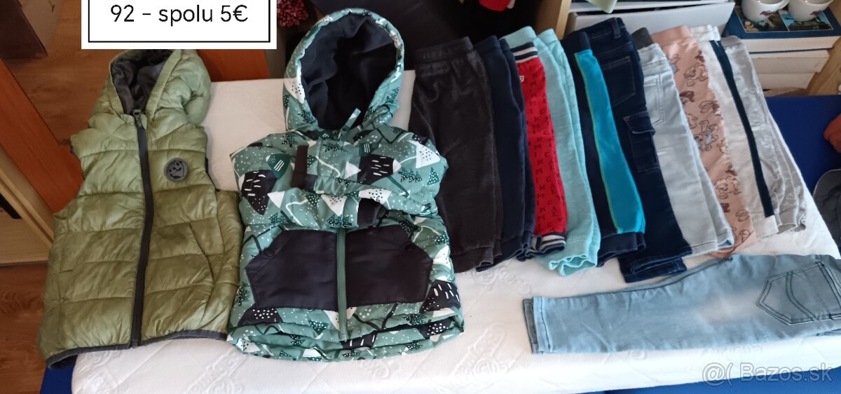 Cestovná postieľka, jedálenská stolička, oblečenie - chlapec - 12