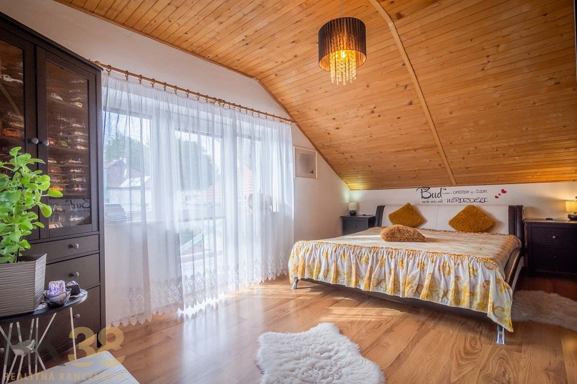 Na predaj priestranný rodinný dom v Košiciach - 12