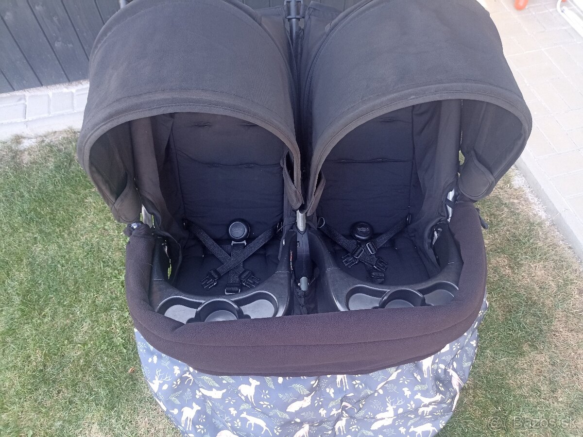 Súrodenecký kočík Britax - 12