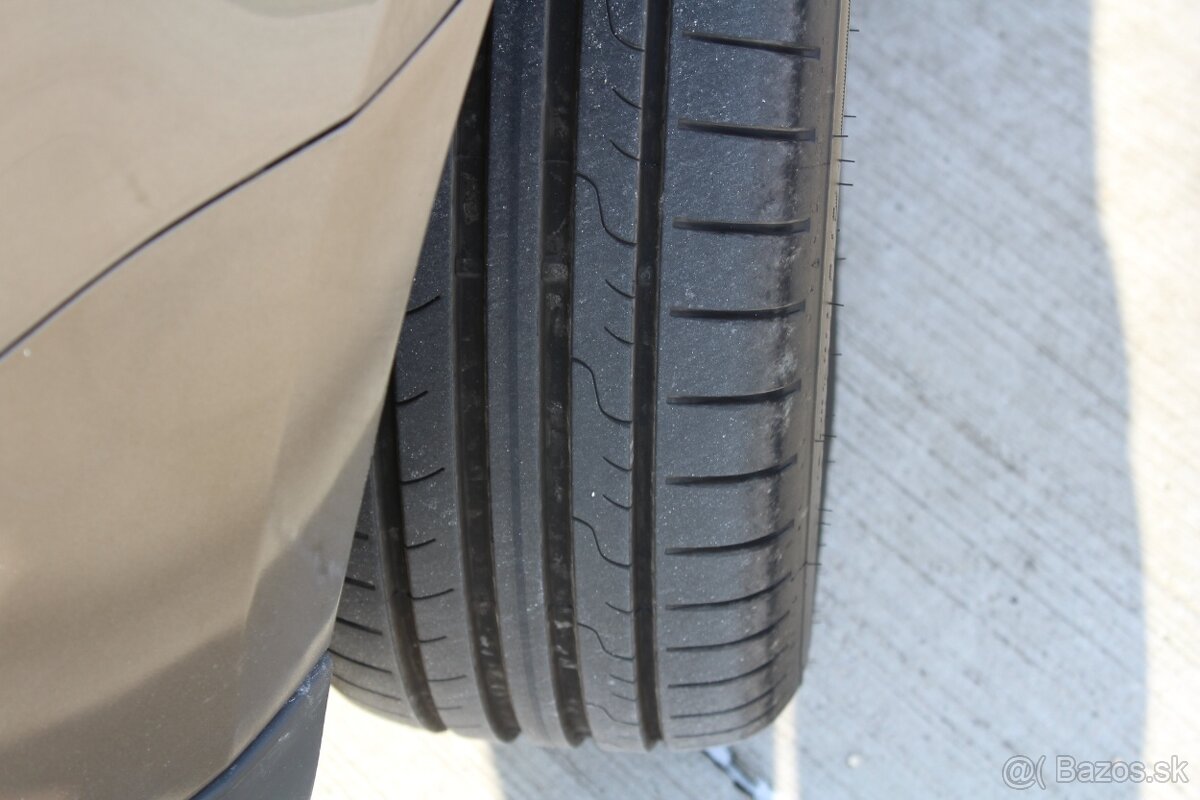 Škoda Yeti 2.0 TDI 140k 4x4 Experience DSG - 12