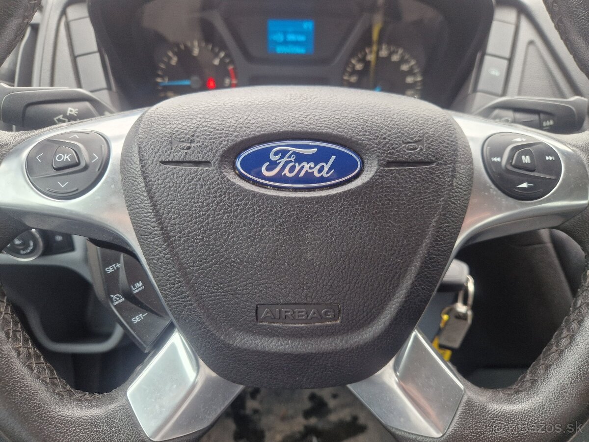 Ford transit valník s hydraulickým žeriavom - 12