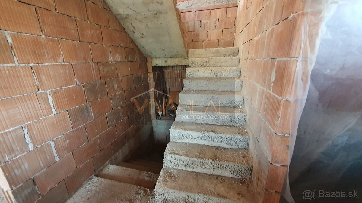 VIVAREAL PREDANÉ NOVOSTAVBA PRED DOKONČENÍM Pekný 5 izb. - 12