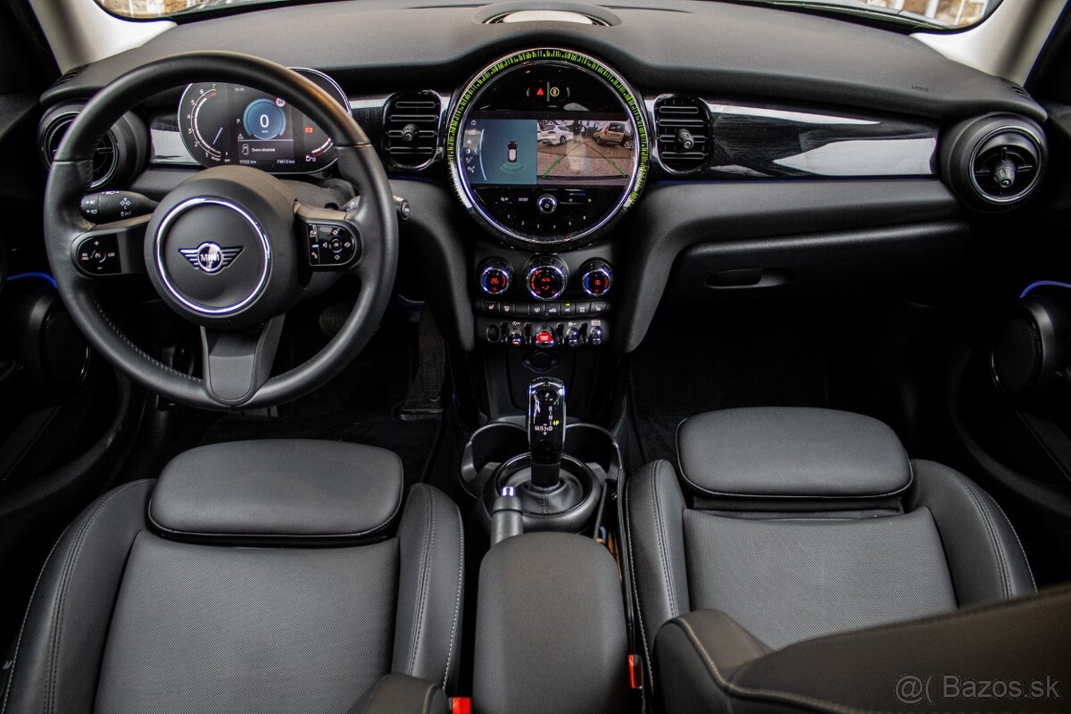 Mini Cooper Clubman 1.5T, 100 kW, automat, 2023 - 12