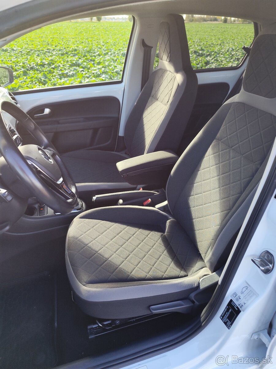 Volkswagen e-Up 61 kW - 12