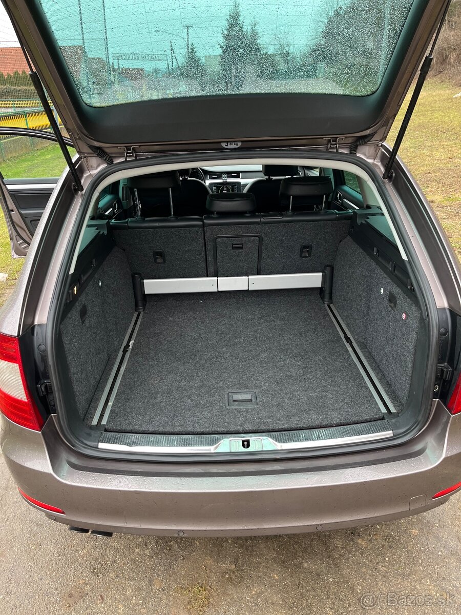 Skoda Superb Combi 2.0 TDI - 12