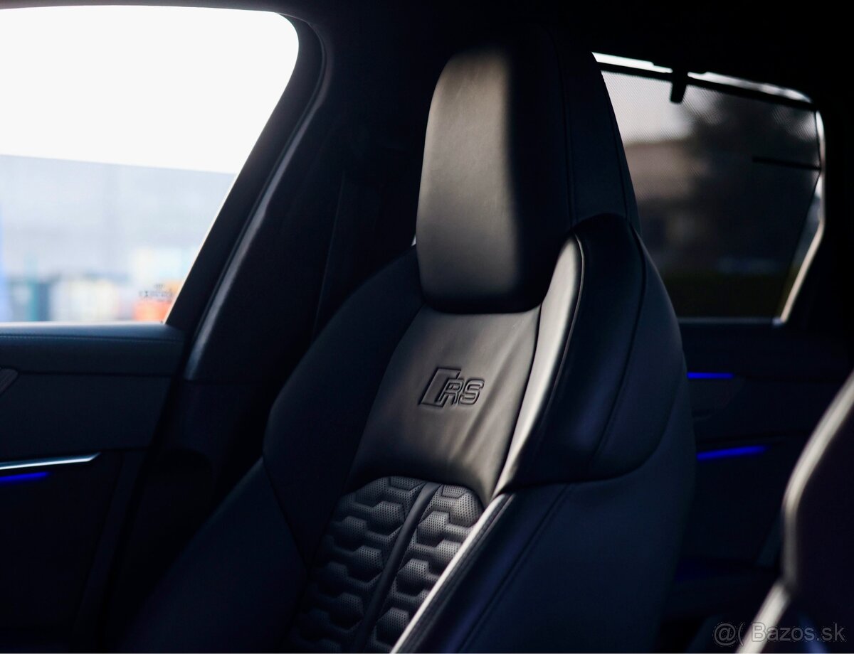 AUDI RS6 Avant 4.0TFSI V8 Quattro 600PS - 12