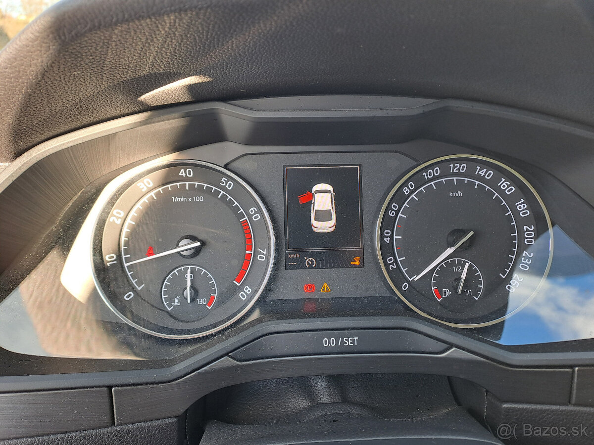 Škoda Superb 1,8 TSI - 12