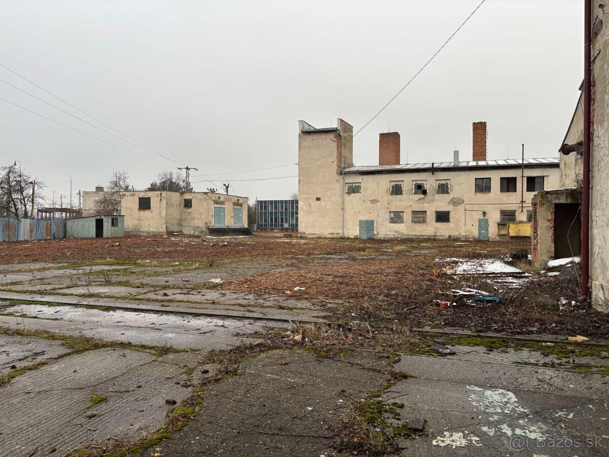 Exkluzívna ponuka priemyselného areálu v Trebišove - 12