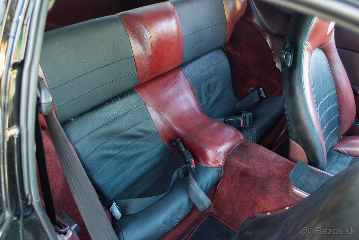 Porsche 944 2.5 Targa - 12