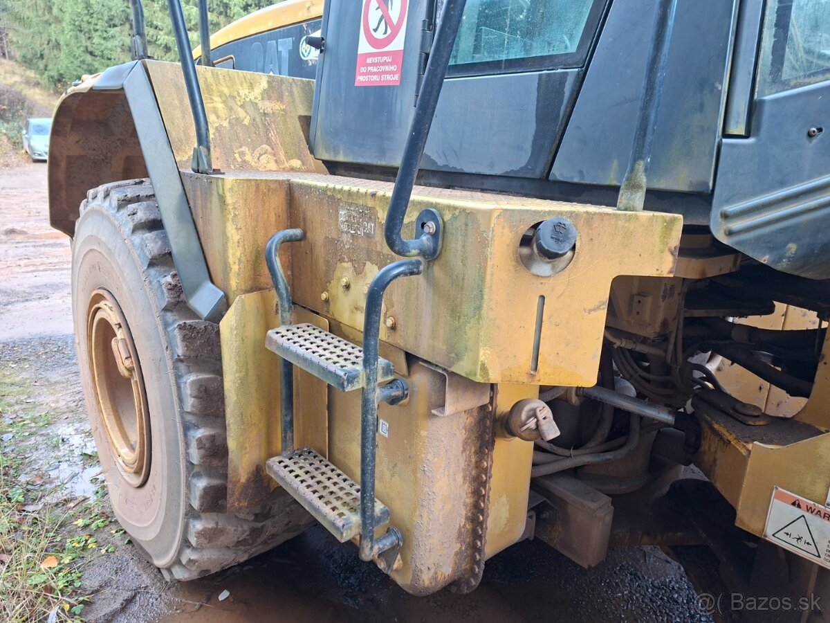 CATERPILLAR 962G 4X4 - 12