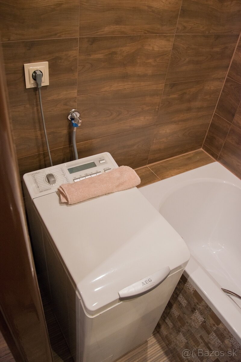 Prenajmem zariadený 3 izbový byt - 12