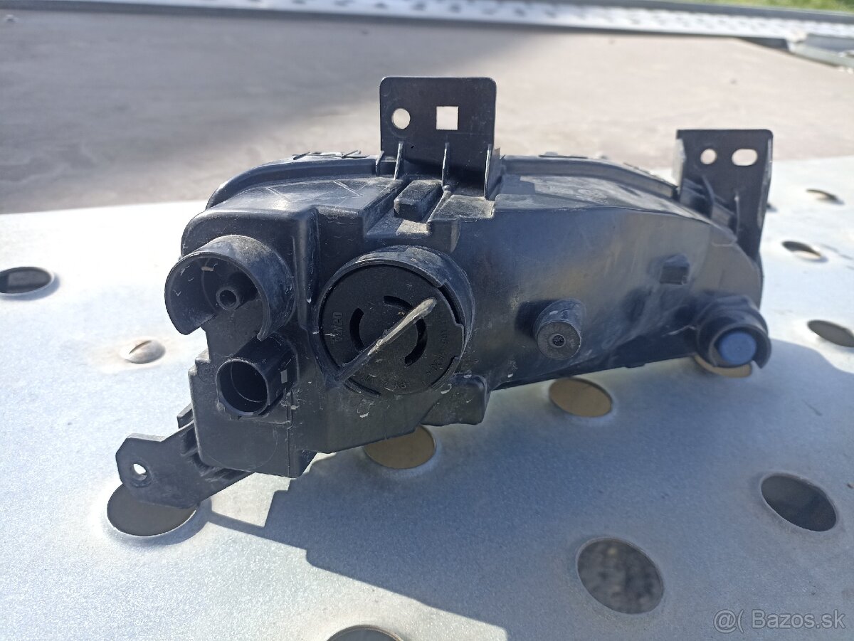 Predam zadny naraznik Vw T-roc - 12