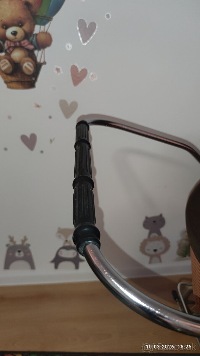 RETRO KOCIK LIBERTA - 12