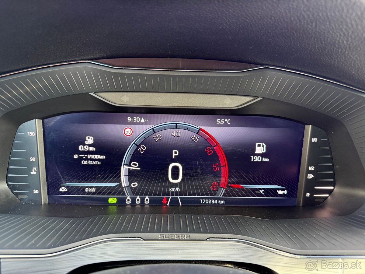 Škoda Superb Combi 2.0 TDI - 12