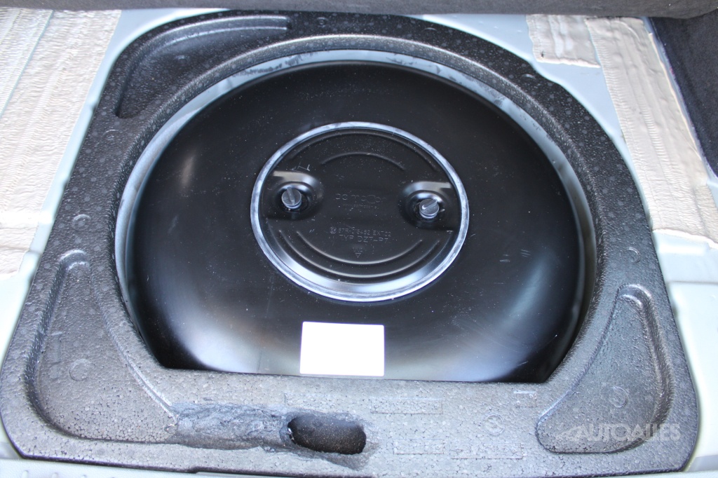 Ford Focus Combi 2,0 i + LPG 107 kW - 12