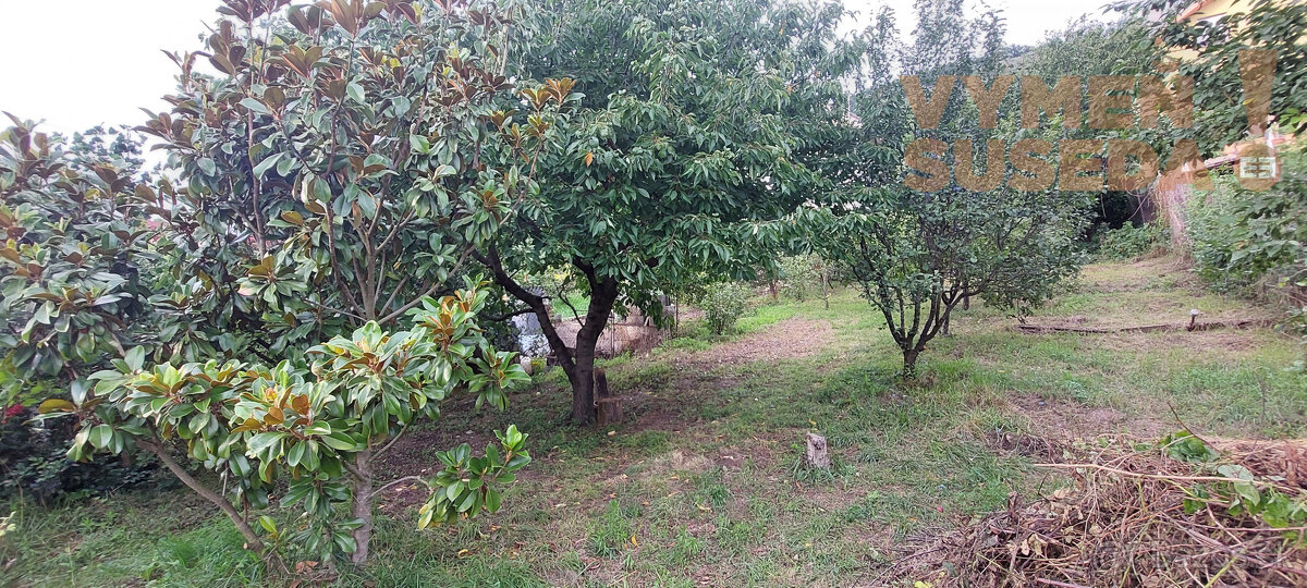 VYMEŇ SUSEDA - POZEMOK 395.00 m2 - REKREAČNÁ CHATA, ULICA N - 12