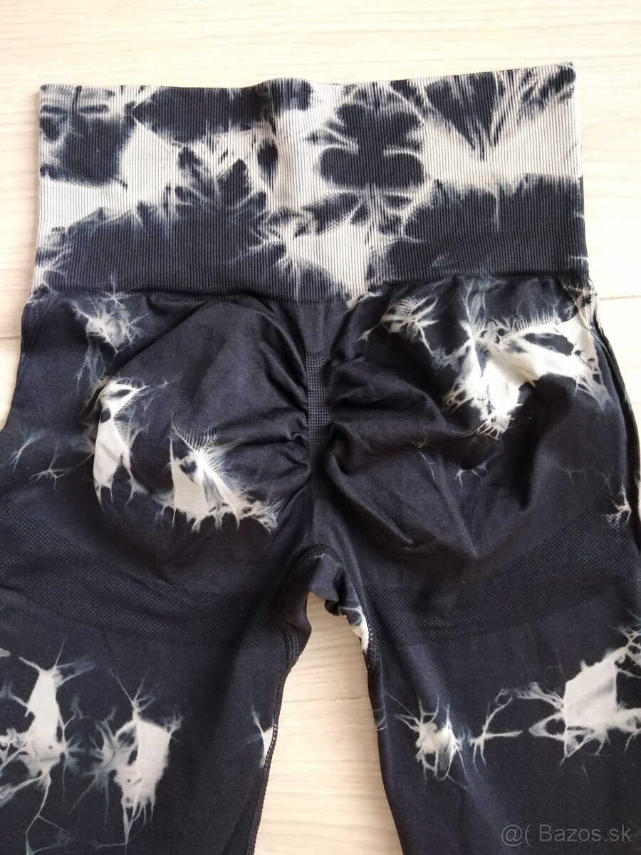 Široké tepláky s vysokým pásom - 12