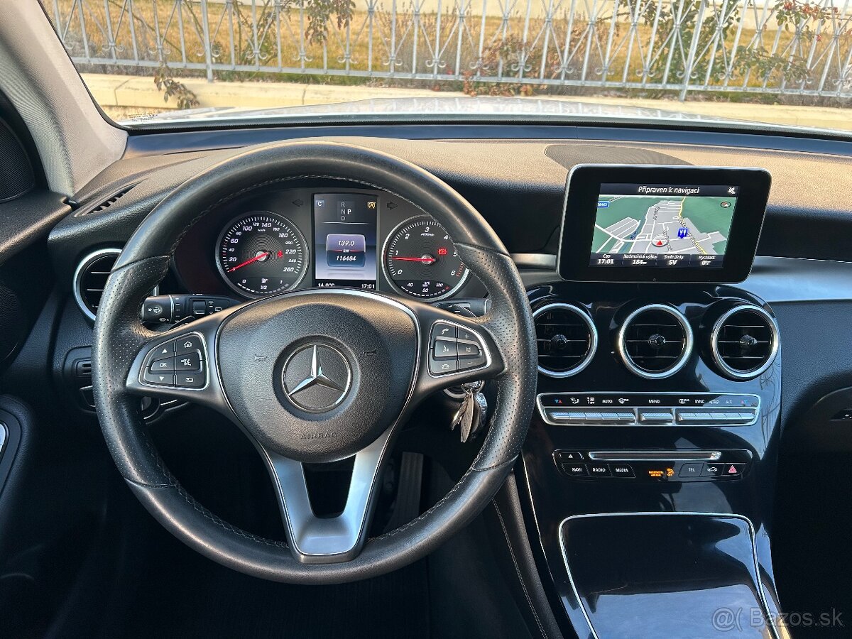Mercedes Benz GLC 220d 4-Matic Night paket ODPOČET DPH - 12