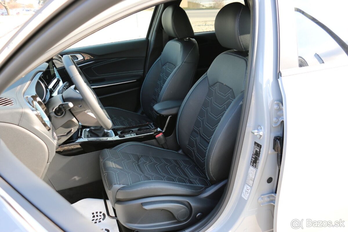 Kia Ceed SW 1.5 T-GDi Sport NEW - 12