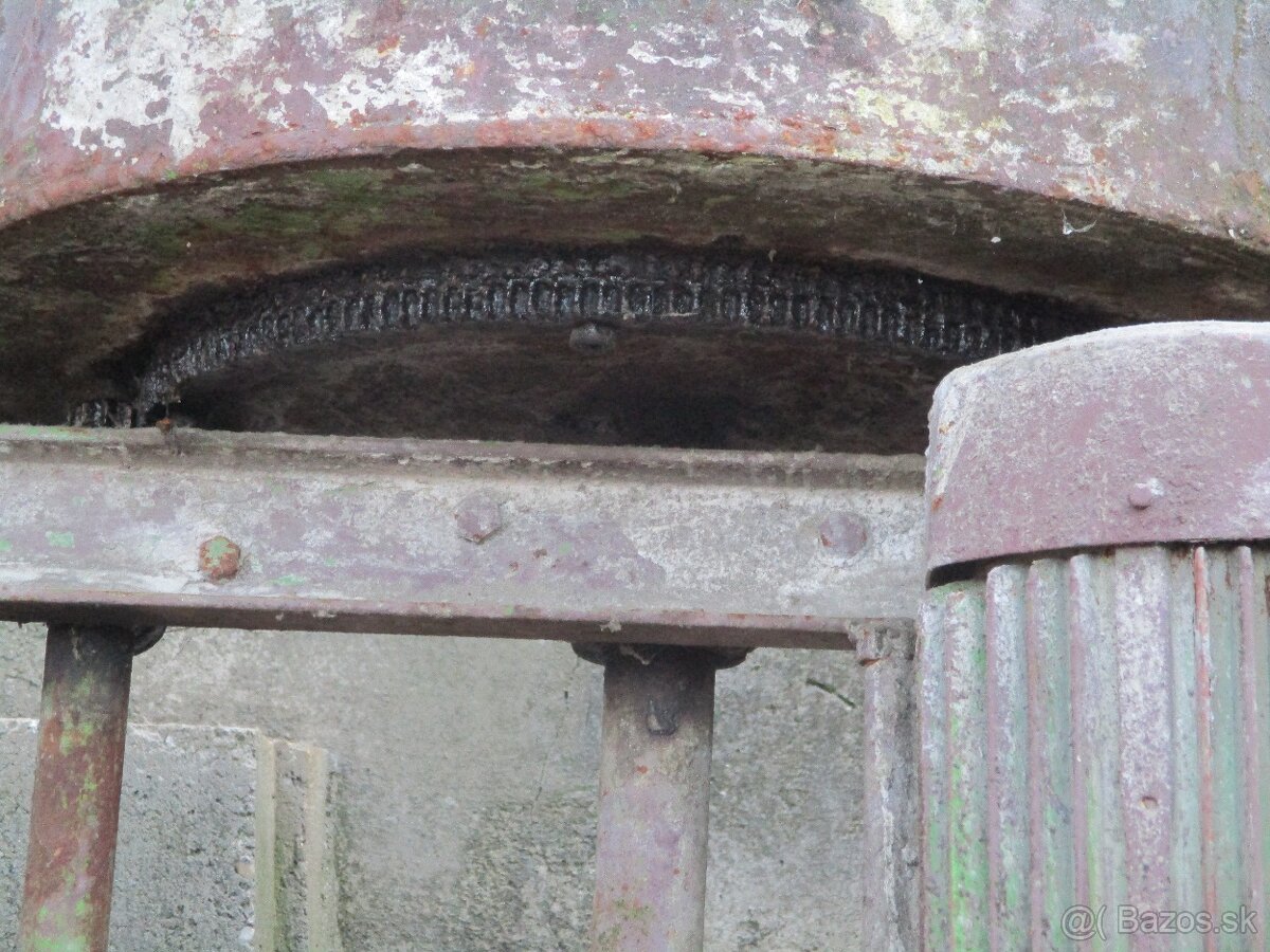 miešačku s objemom 150 litrov - 12