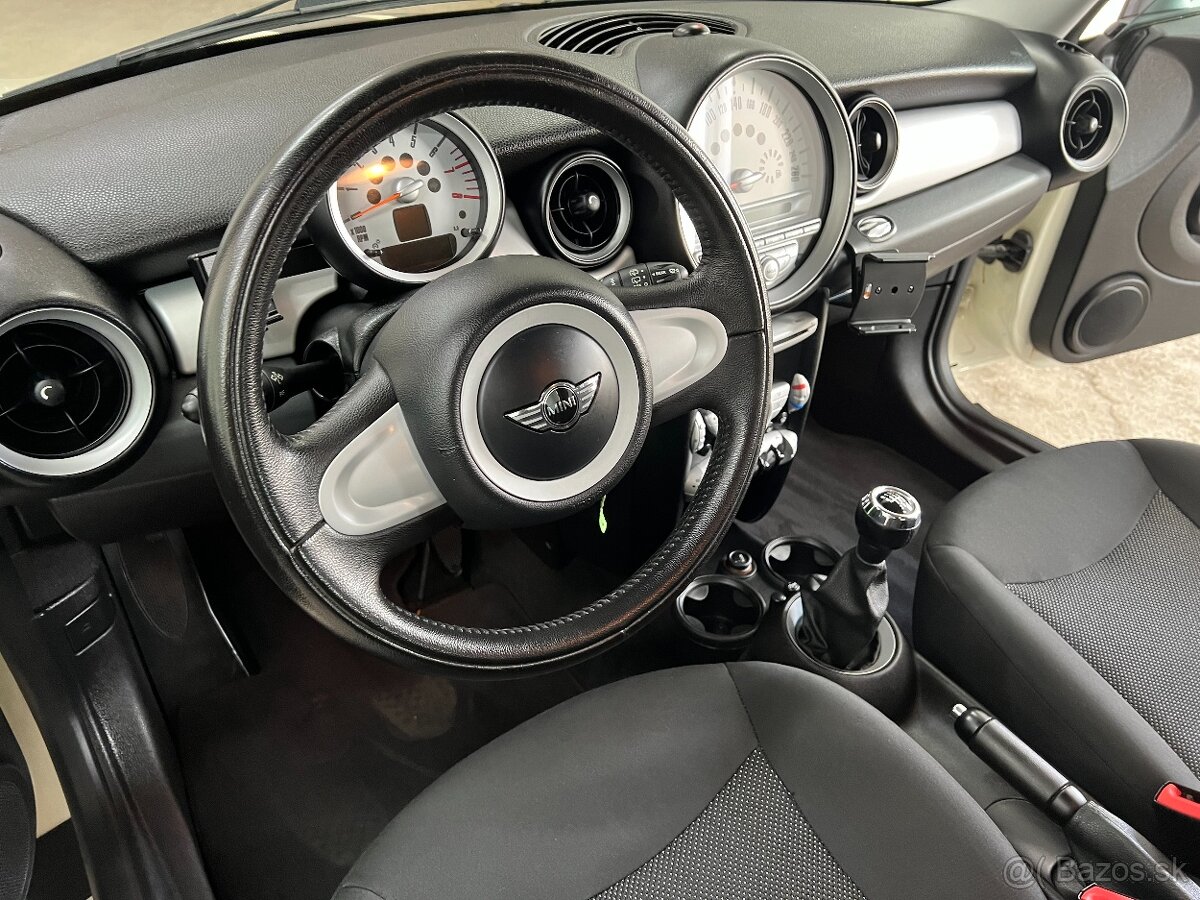 Mini One Cooper 1.4i VYHŘÍVANÉ SED. SERVISKA PARK.SENZORY - 12