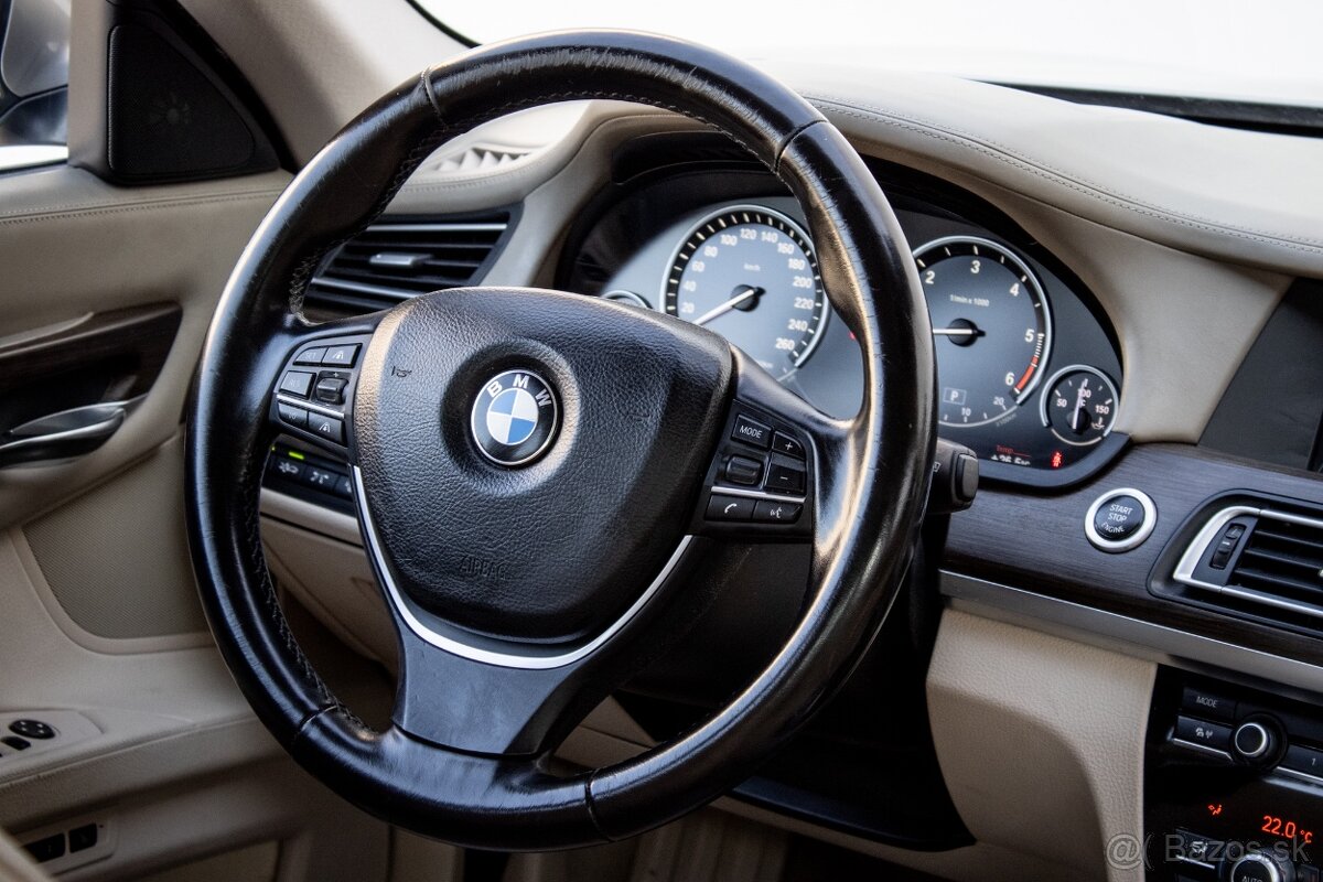 BMW Rad 7 740d xDrive - 12