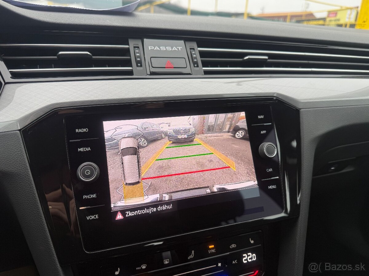 VW Passat -2022- Variant 2.0 TDI EVO Business DSG - 12