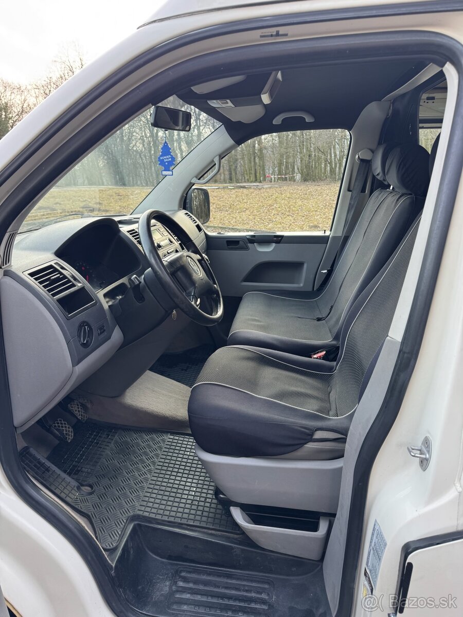 Volkswagen Transporter T5 2.5TDI Hitop Long - 12