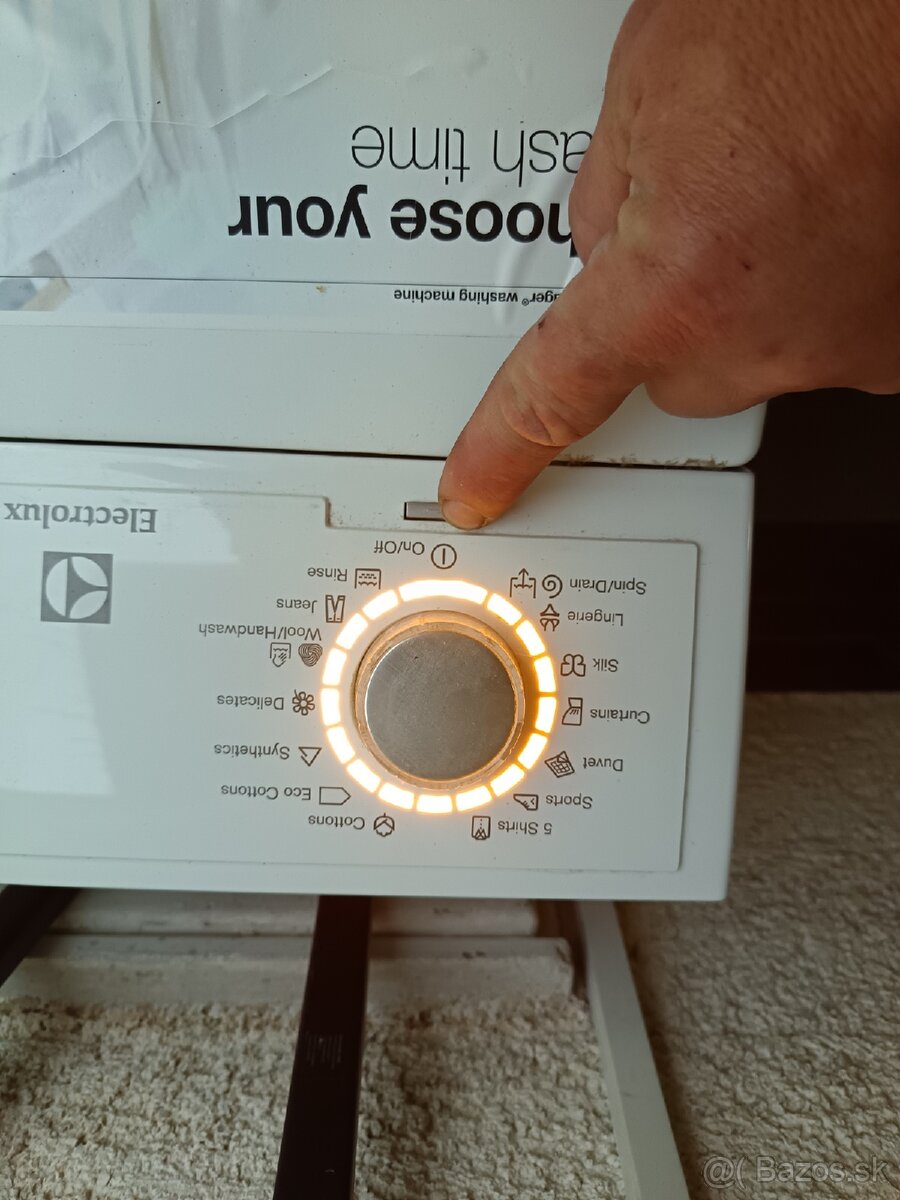 Práčka úzka electrolux - 12