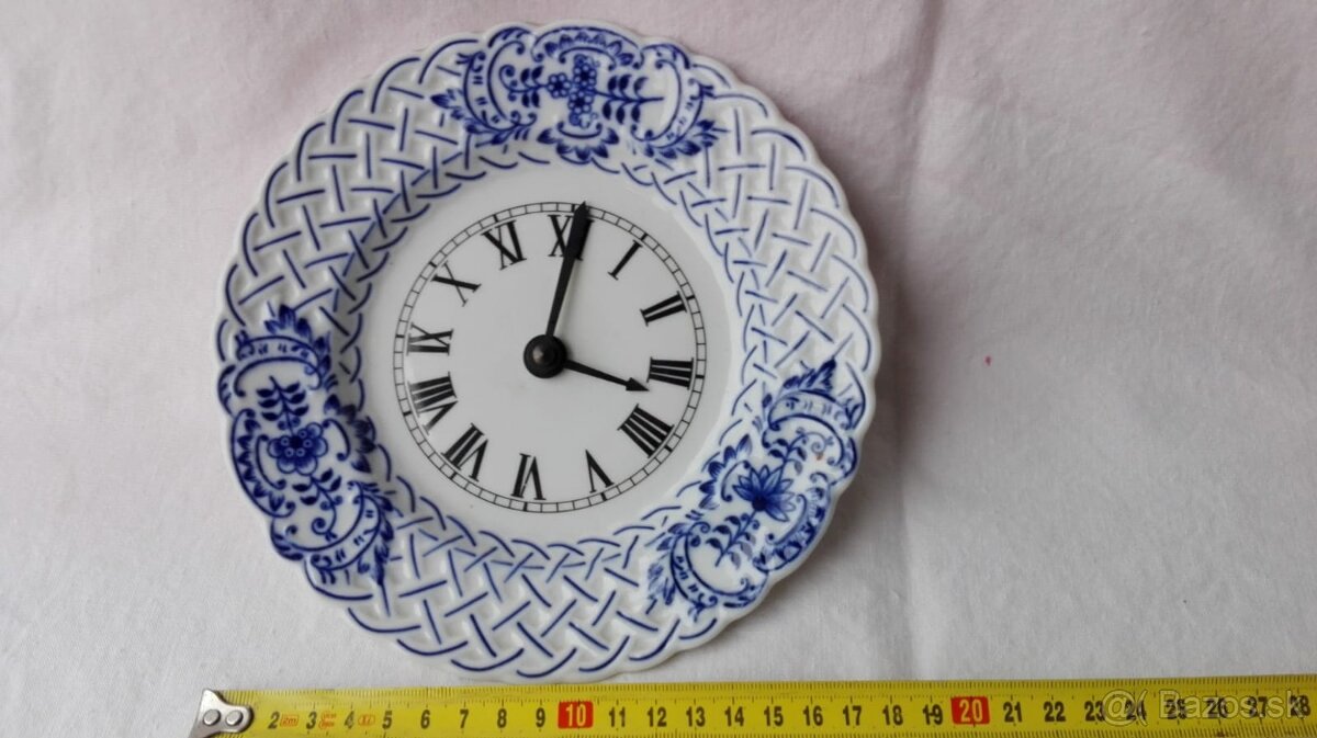 Cibulák Hodiny nástenné prelamované 27cm / plné 24 cm - 12