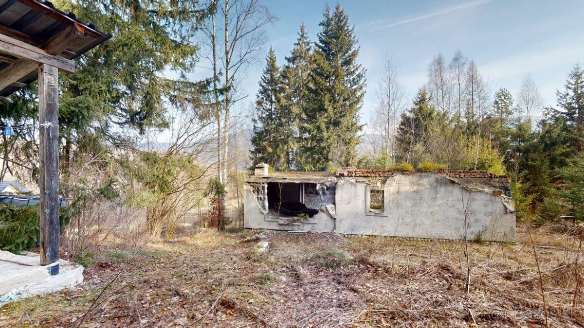 Pozemok v oblasti stavebnej uzávery pri Ružomberku - 12