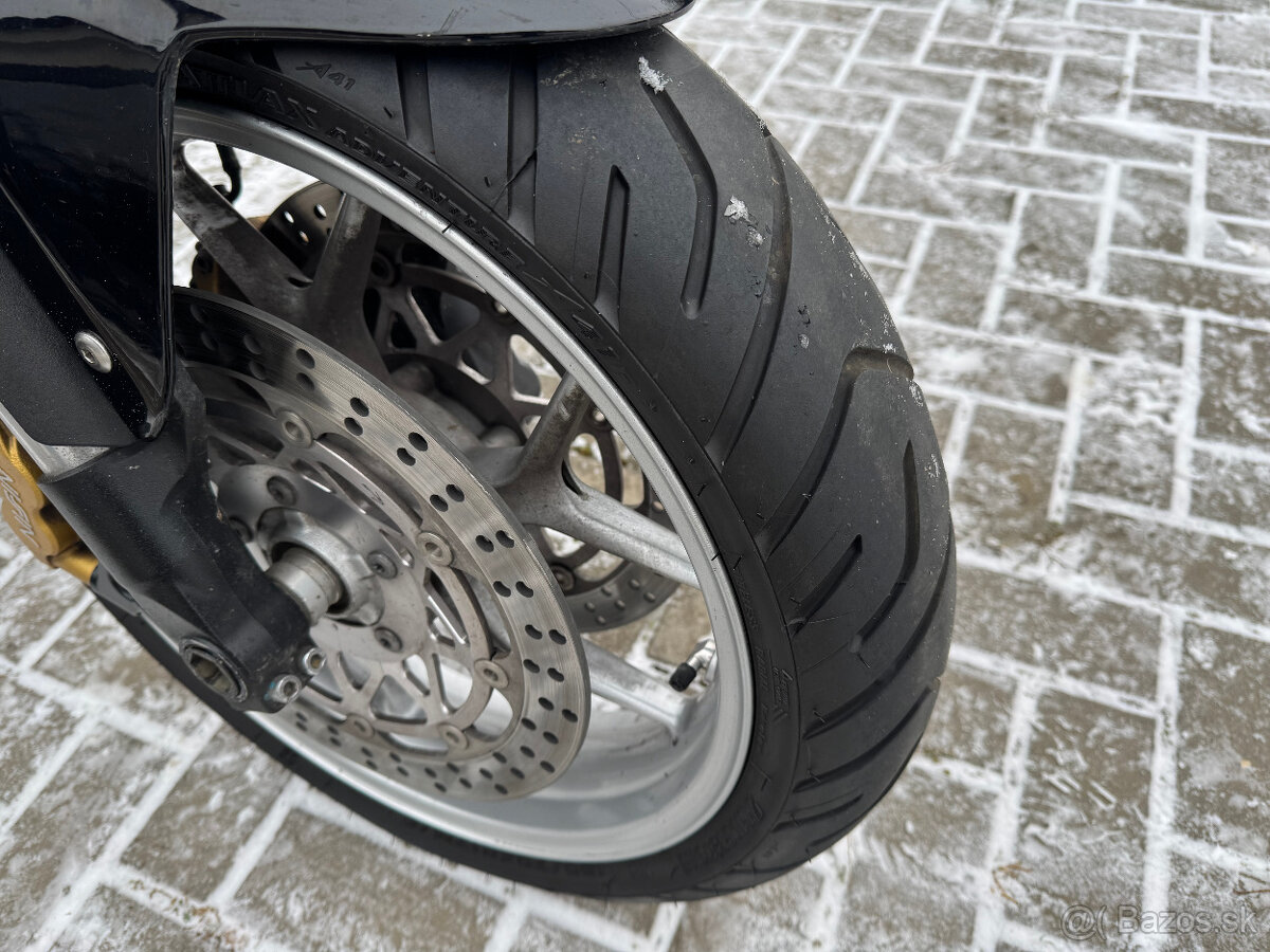 Triumph Tiger 1050 - 12