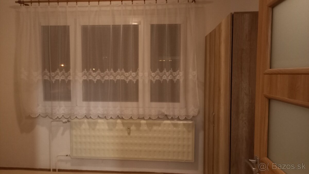 prenájom 1,5 izbovy byt - 12