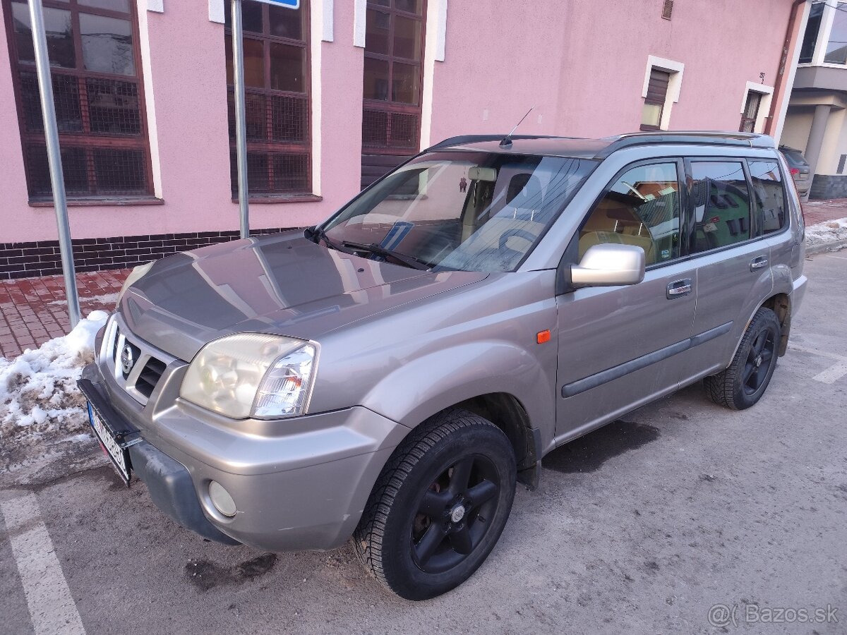 Predám Nissan Xtrail - 12