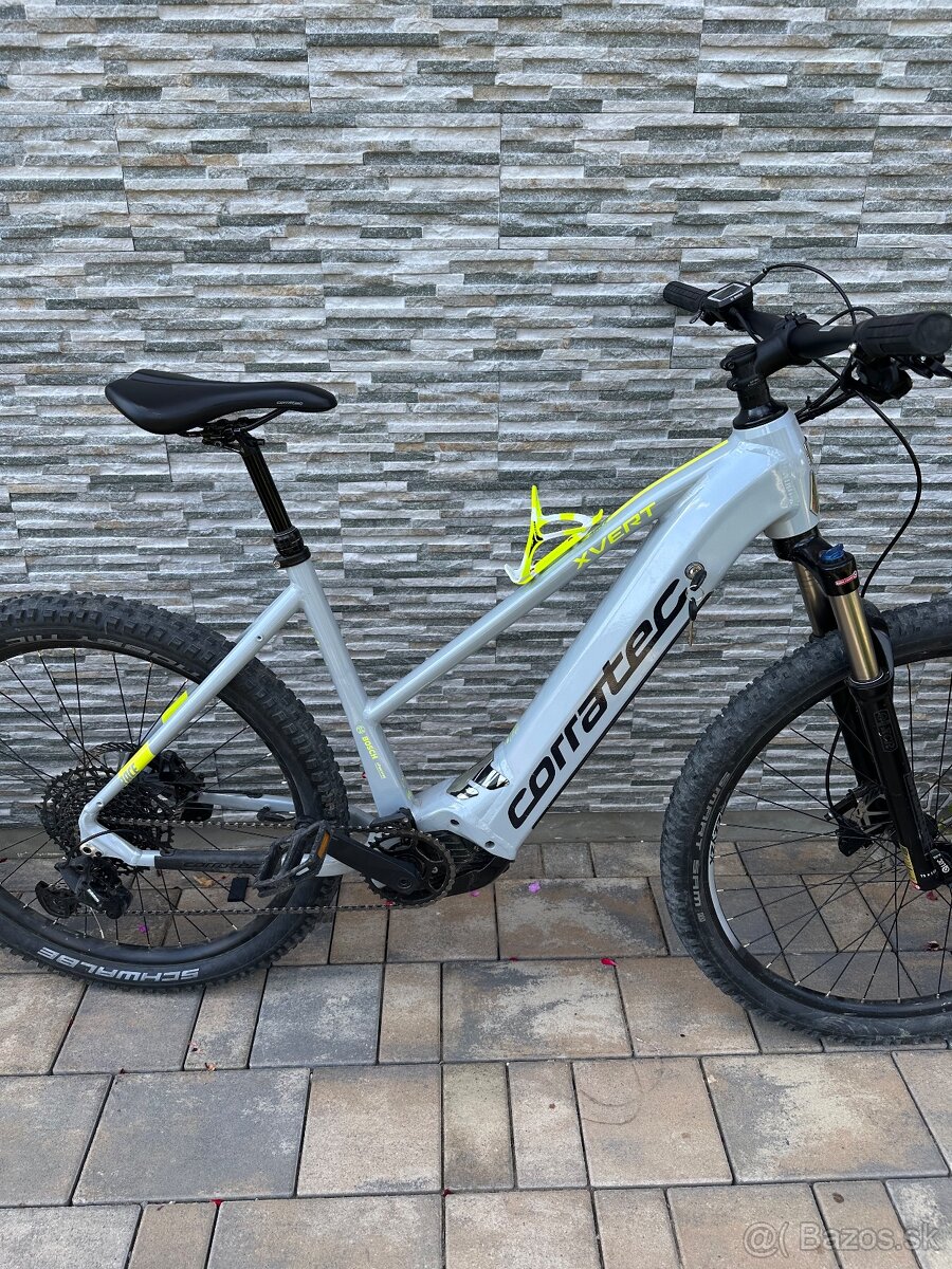 CORRATEC X-VERT RACE TRINITY TUBE GENT Bosch 625 - 12