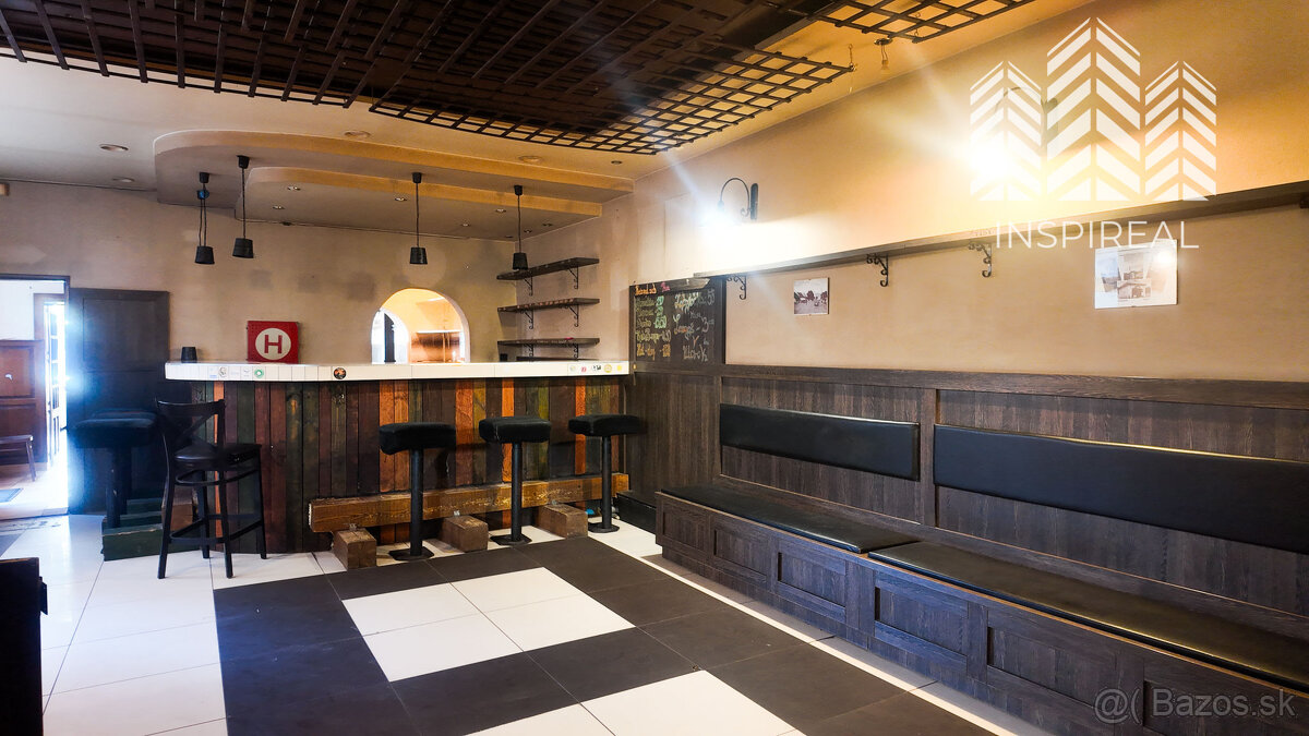 Podnikateľská budova v Čani - 12