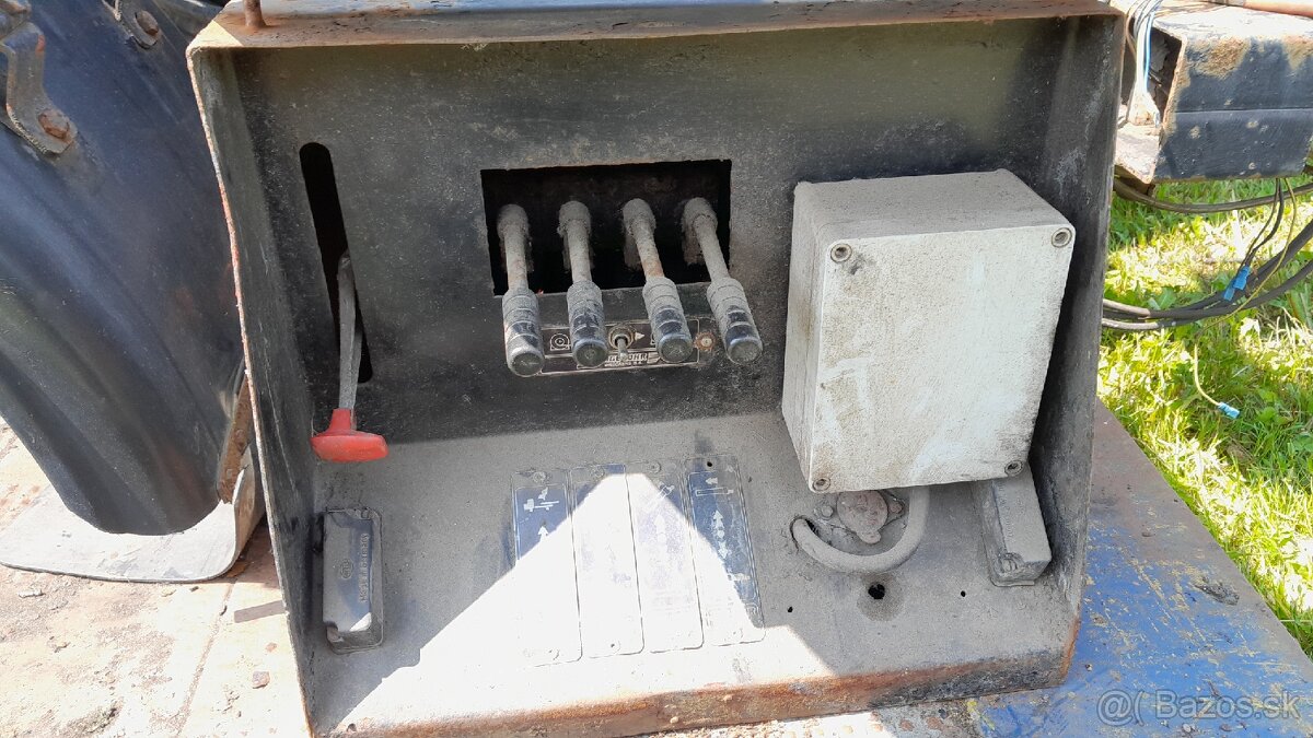 Hydraulická plošina na odťahovku - 12