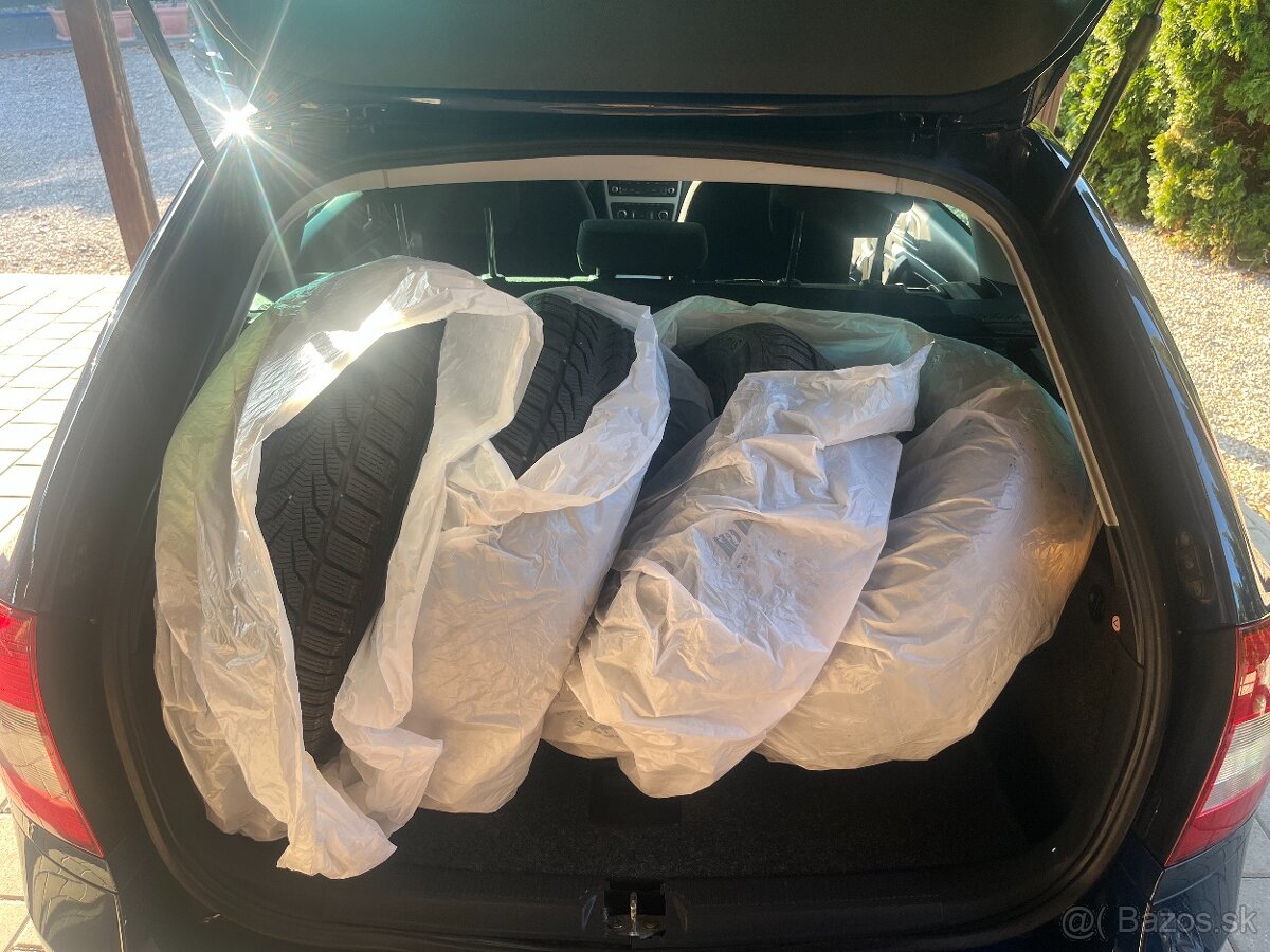 Škoda Octavia Combi 1.4 TSI Family - 12