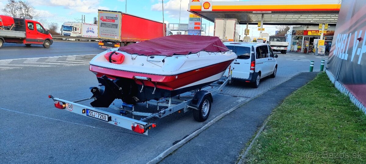 Bayliner 1851SS Capri motorový člun - 12